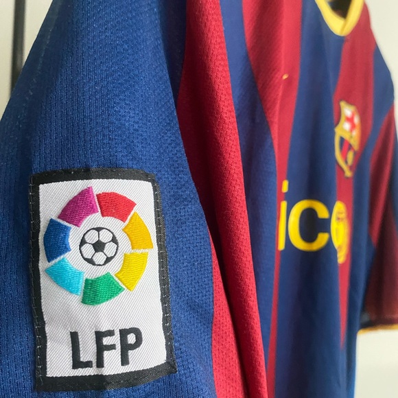 Fc Barcelona David Villa jersey - Picture 8 of 9